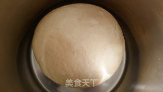 布里五香面包的做法步骤：2