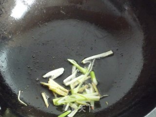 丝瓜炒虾仁的做法步骤：6