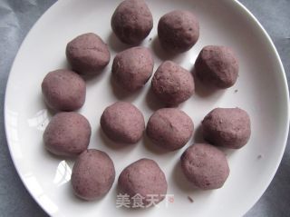 广式豆沙月饼的做法步骤：3