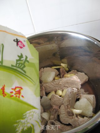 果香红酒排骨的做法步骤：8