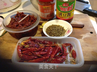 秘制麻辣六月黄的做法步骤：3