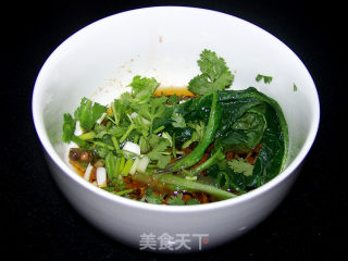 【红油酸汤饺子】的做法步骤：11