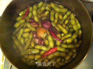 辣炒毛豆(美味下酒菜)的做法步骤：2