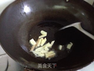 家庭风味干炒鸡的做法步骤：4