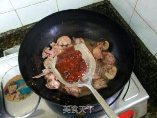 酱香板栗鸭的做法步骤：4