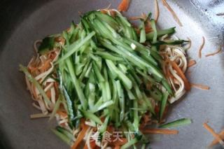 豆皮拌黄瓜的做法步骤：7