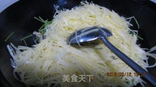 芫爆土豆丝的做法步骤：12
