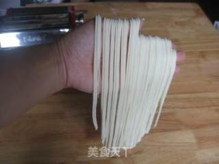 自制面条的做法步骤：6