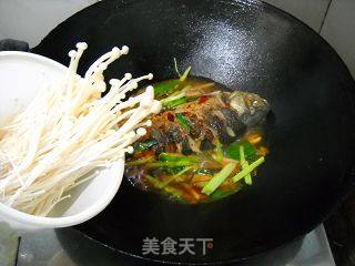 家常如意豆瓣鲫鱼的做法步骤：10