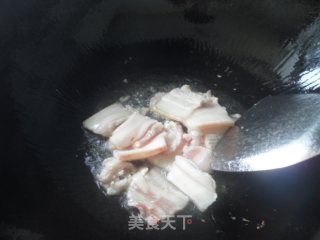 炒绿橄榄的做法步骤：3