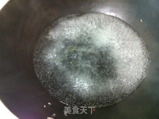 蒜蓉西兰花的做法步骤：1