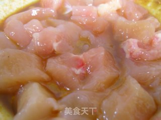 孜然鸡米花的做法步骤：1