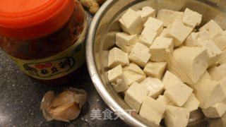 郫县豆瓣酱—造就美味豆腐的做法步骤：1