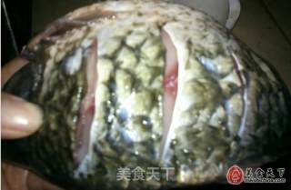 红烧白鲫鱼的做法步骤：2