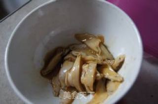 美味营养粥--香菇鲍鱼粥的做法步骤：2