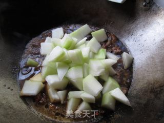 冬瓜红烧肉的做法步骤：5