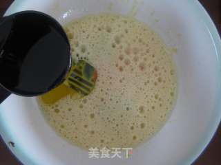 香蕉葡萄干马芬的做法步骤：3