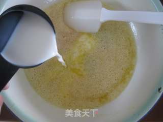 香蕉葡萄干马芬的做法步骤：4