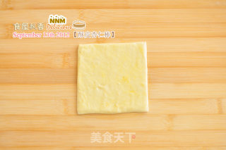 忍不住的零食——酥皮杏仁棒的做法步骤：1