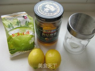 自制美白、养颜、减肥的健康饮品——【蜜渍柠檬】的做法步骤：1