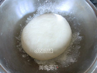 韭菜猪肉包的做法步骤：8