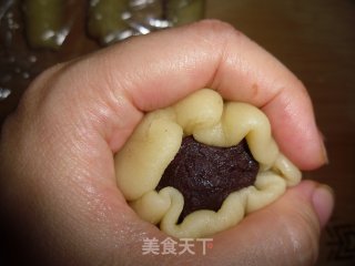杏仁蛋黄酥的做法步骤：16