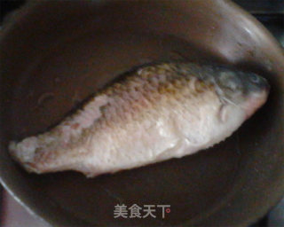 鲫鱼冬瓜汤的做法步骤：3