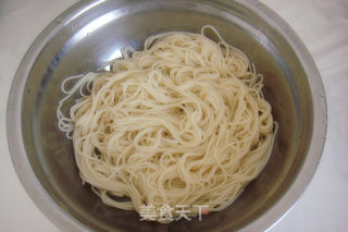 沙茶酱拌面的做法步骤：6