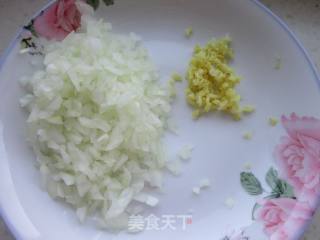 羊肉胡萝卜菜盒子的做法步骤：5