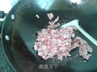 番茄洋葱炒牛肉的做法步骤：6