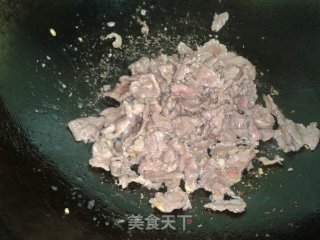 番茄洋葱炒牛肉的做法步骤：7