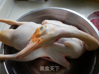 番鸭母四物汤的做法步骤：1