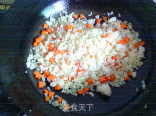 蛋炒饭（戴龙版本）的做法步骤：5