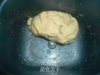肠仔包的做法步骤：2
