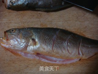 枫糖两吃～ 枫糖柠檬煎烤鱼的做法步骤：1