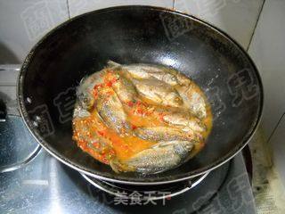 韩式辣白菜炖鲫鱼的做法步骤：8