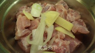 懒人菜--橙汁排骨的做法步骤：1