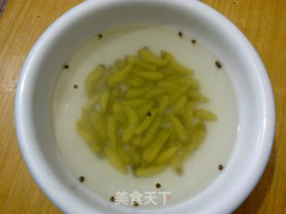 泡椒凤爪的做法步骤：4