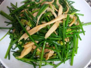 杏鲍菇炒韭菜花的做法步骤：8