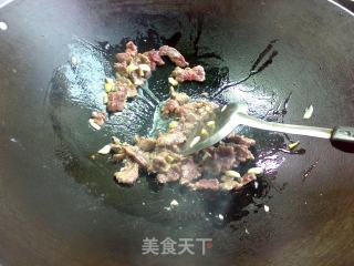 京葱爆牛肉的做法步骤：5