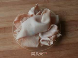 自制肉皮糕的做法步骤：1