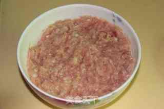 丝瓜肉丸子汤的做法步骤：1