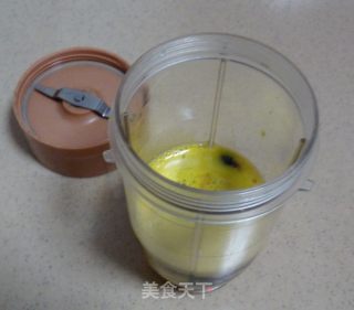 四味杏仁球的做法步骤：4