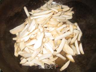 杏鲍菇炒牛肉的做法步骤：5