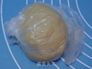 【苏式鲜肉月饼】出炉那一刻的新鲜美味的做法步骤：4