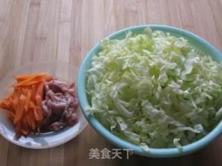 牛心菜炒年糕的做法步骤：2