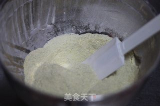 自制绿豆糕的做法步骤：1