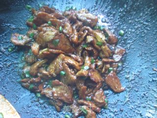 长豆角炒肉的做法步骤：5