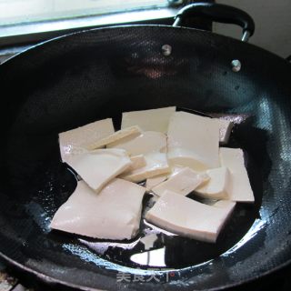 鸡蛋葱末豆腐的做法步骤：4