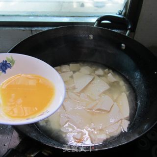 鸡蛋葱末豆腐的做法步骤：6